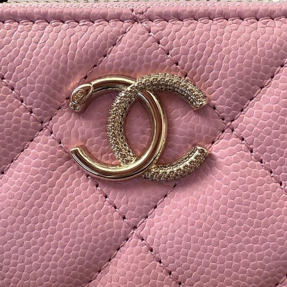 NWT Chanel pink zipped coin purse - Picture 3 of 6